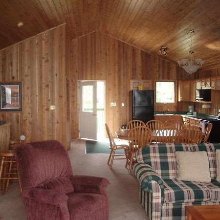 Totem Resorts Sioux Narrows Kamer foto