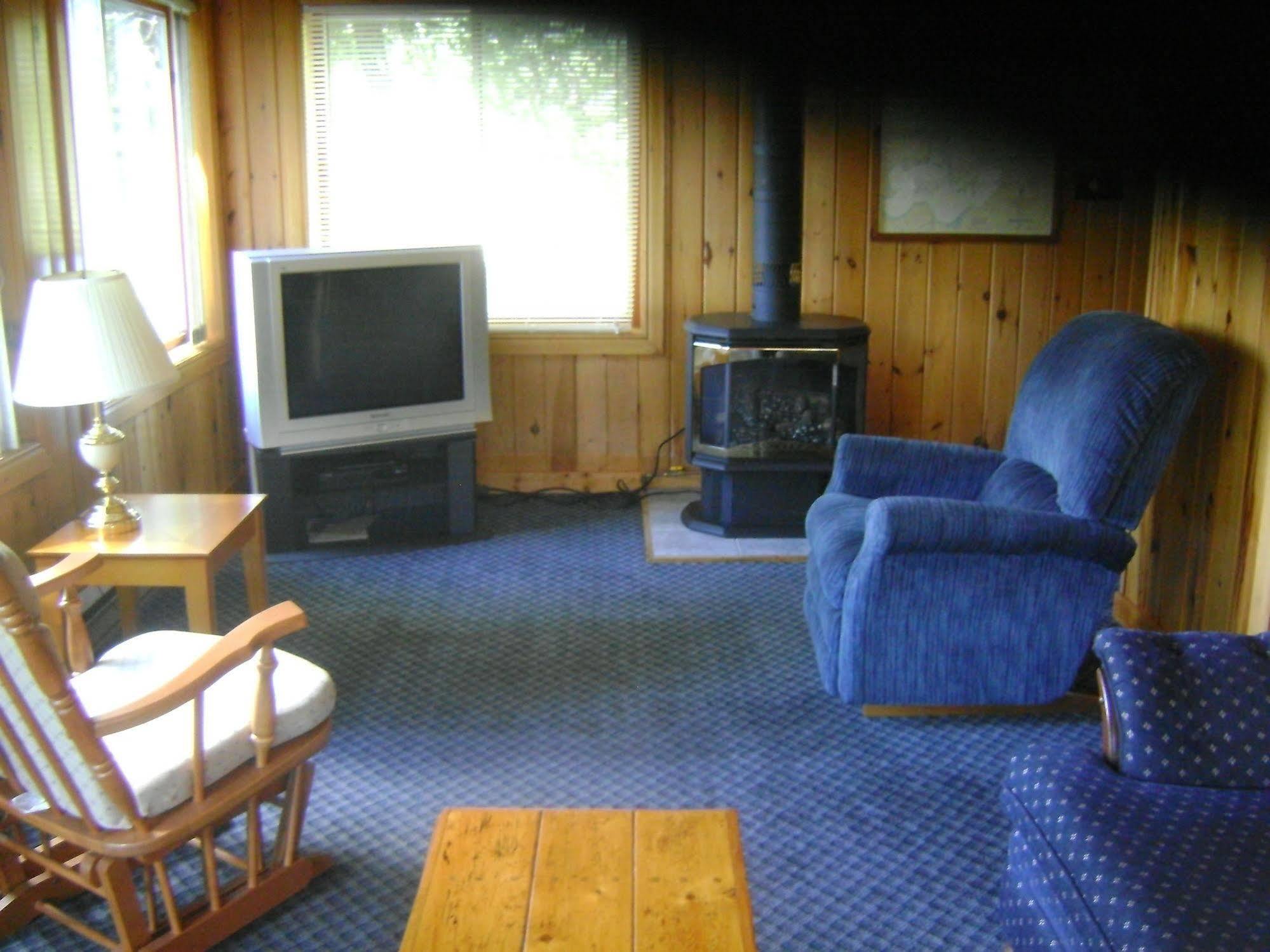 Totem Resorts Sioux Narrows Buitenkant foto