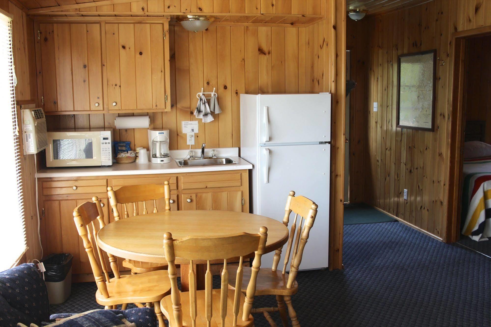 Totem Resorts Sioux Narrows Buitenkant foto