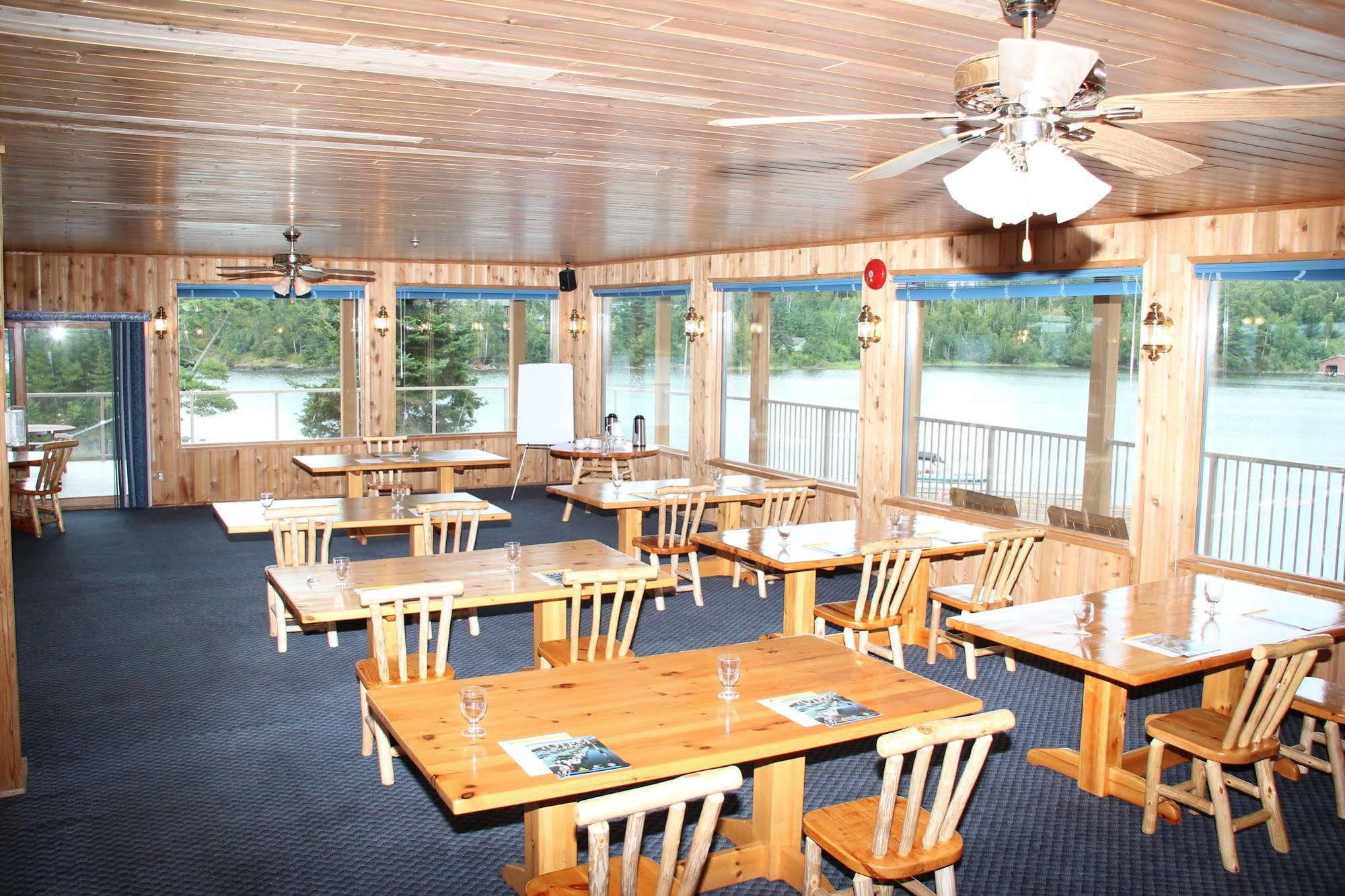 Totem Resorts Sioux Narrows Buitenkant foto